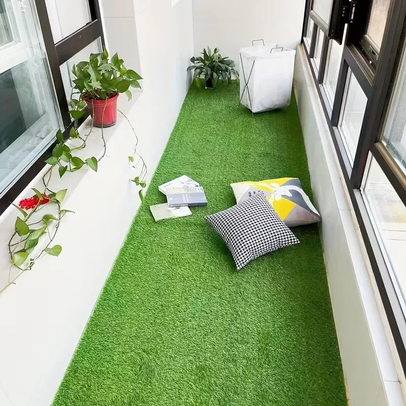 Latests Models Large Luxury Artificial Grass Mat Durable Thin Synthetic Lawn for Gardens Balconies Patios Hotels Restaurant Fake